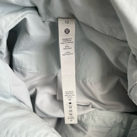 Lululemon Always Effortless Jacket - Picture 8 of 16